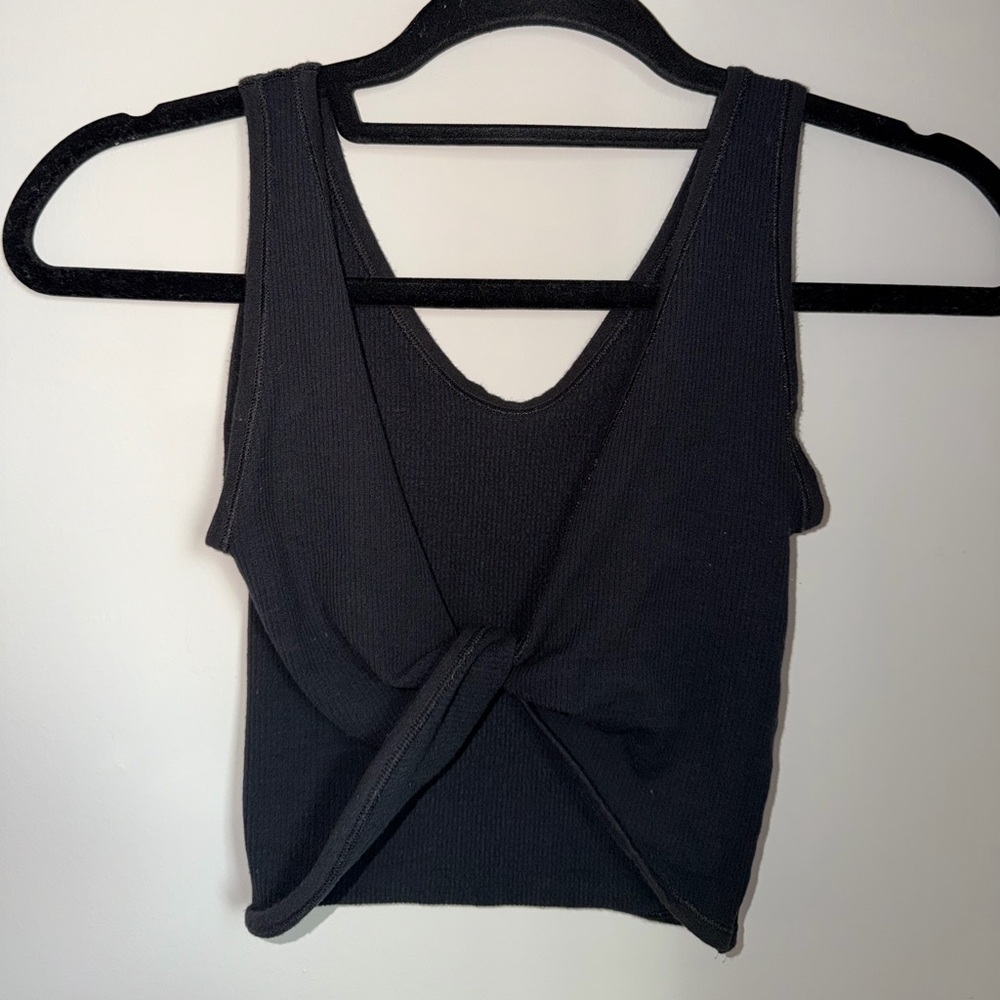 Urban outfitters front twist ribbed tank top - Picture 2 of 4